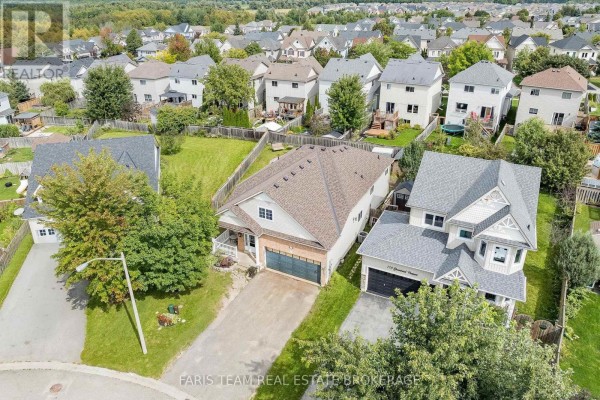 782 Greenwood Crescent, Shelburne, ON, photo 2