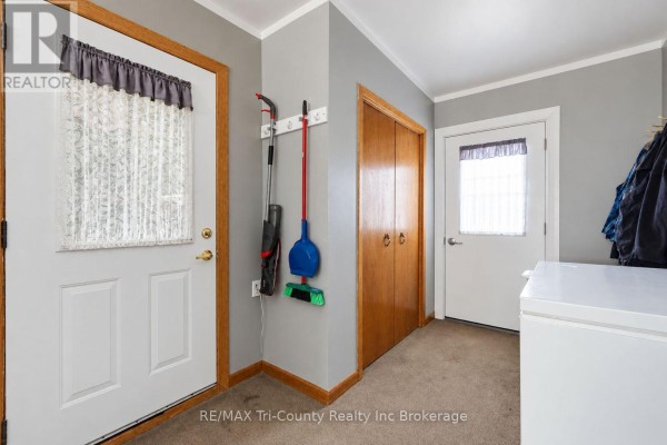 Bedroom 2 - 782 Norfolk County Road 28, Norfolk, ON N0E1G0 Photo 5