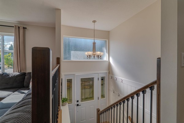 7820 Falcon Crescent, Mission, BC V2V3A9 Photo 4
