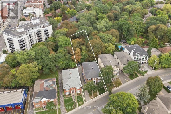Kitchen - 783 Spadina Road, Toronto, ON M5P2X5 Photo 4