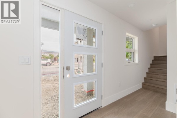 Living room - 783 Winnipeg Street Unit# 101 Lot# 1, Penticton, BC V2A5N2 Photo 3