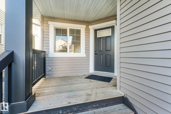 7832 Erasmus Wd Nw, Edmonton, AB, photo 2
