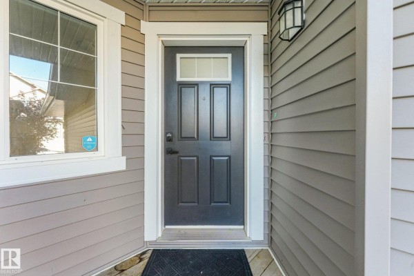 7832 Erasmus Wd Nw, Edmonton, AB, photo 3