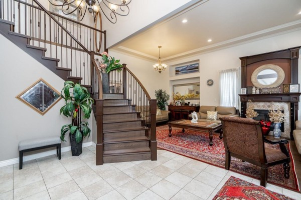 7833 147a Street, Surrey, BC V3S2T8 Photo 3