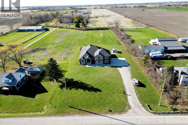 7835 Broderick Road, Lasalle, ON, photo 2