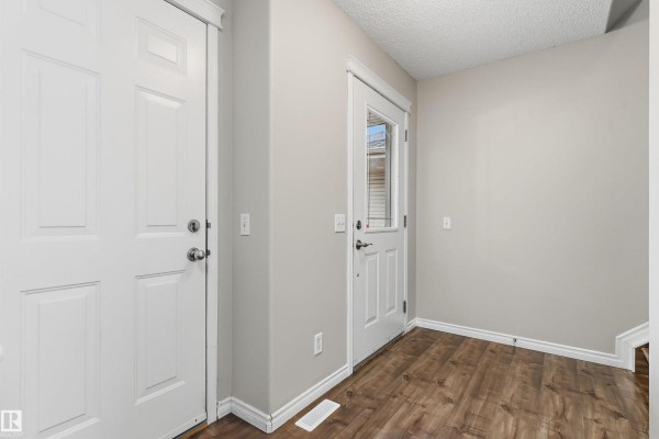 Dining room - 7847 7 Av Sw, Edmonton, AB T6X1N3 Photo 2