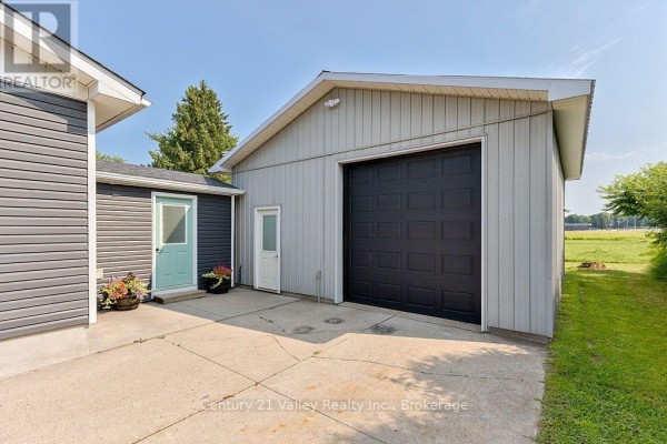 785 Eighth Street, Renfrew, ON, photo 2
