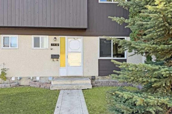 7852 Cedarwood Park, Grande Prairie