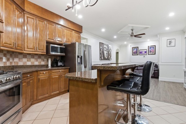 7855 112a Street, Delta, BC V4C4Y4 Photo 4