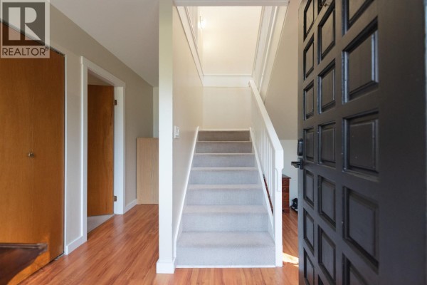7862 Eagle Drive, Halfmoon Bay, BC V7Z1A3 Photo 3
