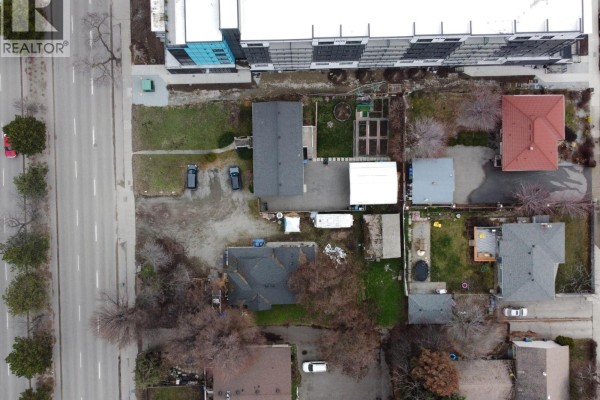 787-789 Harvey Avenue, Kelowna, BC V1Y6E2 Photo 4