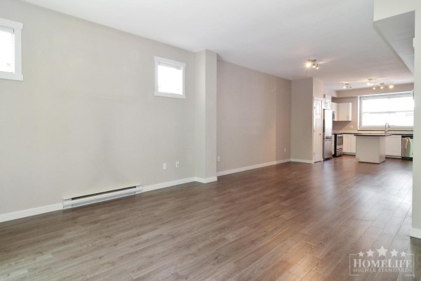 79 6123 138 Street, Surrey, BC V3X1E8 Photo 5