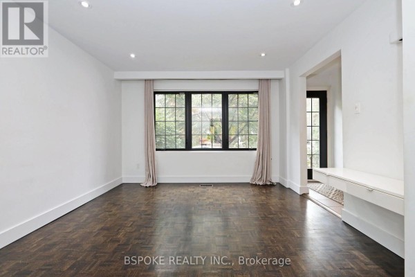 Kitchen - 79 Badgerow Avenue, Toronto, ON M4M1V5 Photo 3