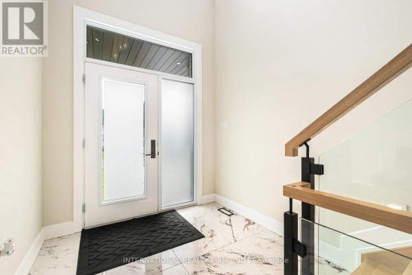 79 Boyce Avenue, Ottawa, ON K2B6J1 Photo 4
