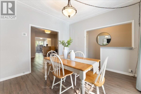 Living room - 79 Case Street, Hamilton, ON L8L3G8 Photo 4