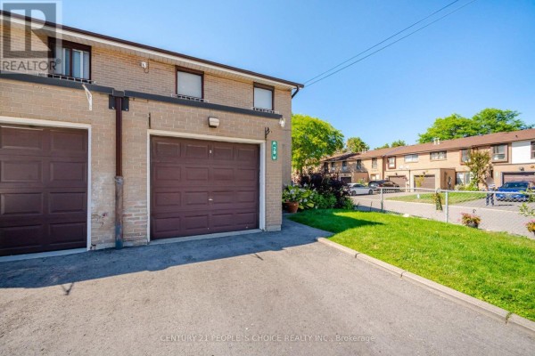 Primary Bedroom - 79 Fleetwood Crescent, Brampton, ON L6T2E5 Photo 4