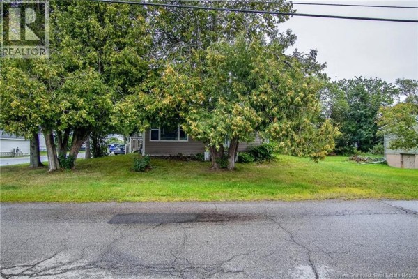79 Floral Avenue, Sussex, NB, photo 2