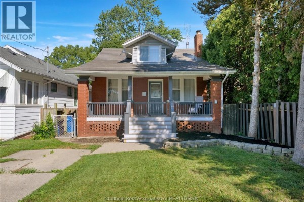 3pc Bathroom - 79 Forest Street, Chatham, ON N7L2A3 Photo 2
