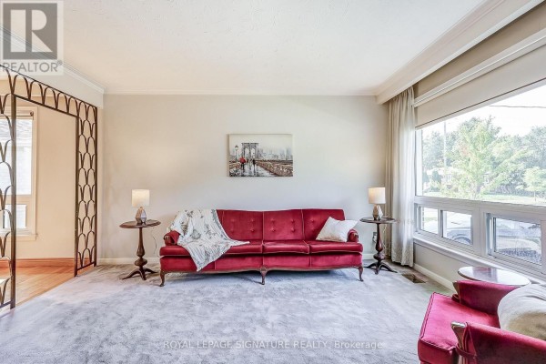 Dining room - 79 Greenock Avenue, Toronto, ON M1G3A2 Photo 4
