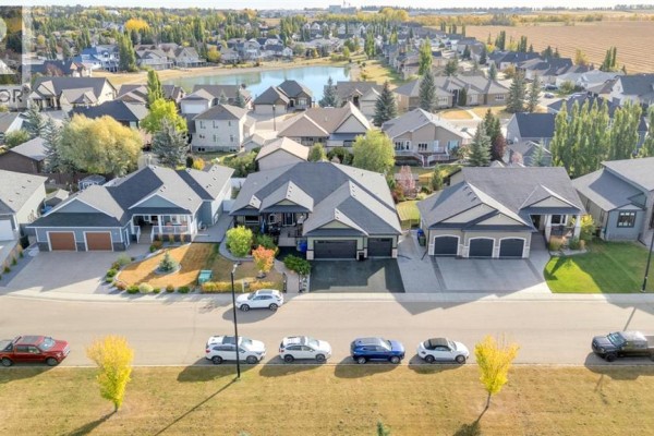 79 Harrison Green, Olds, AB, photo 3