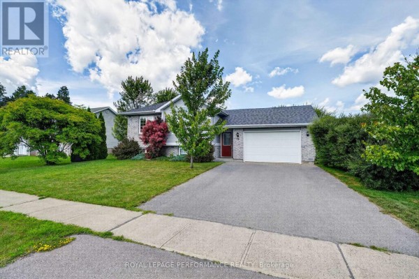 Primary Bedroom - 79 Hickory Street, South Stormont, ON K0C1M0 Photo 4