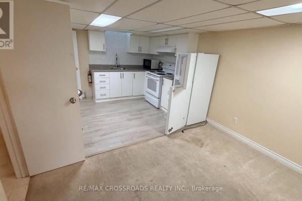 79 Morningview Trail S, Toronto, ON M1B5B2 Photo 5