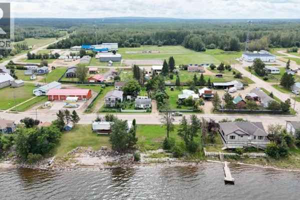 79 Peace River Avenue, Joussard, AB T0G1J0 Photo 2