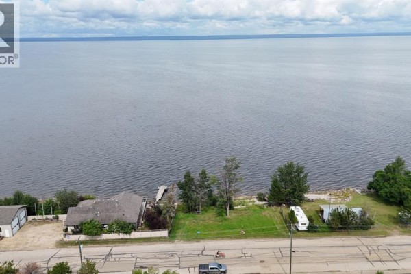 79 Peace River Avenue, Joussard, AB T0G1J0 Photo 5