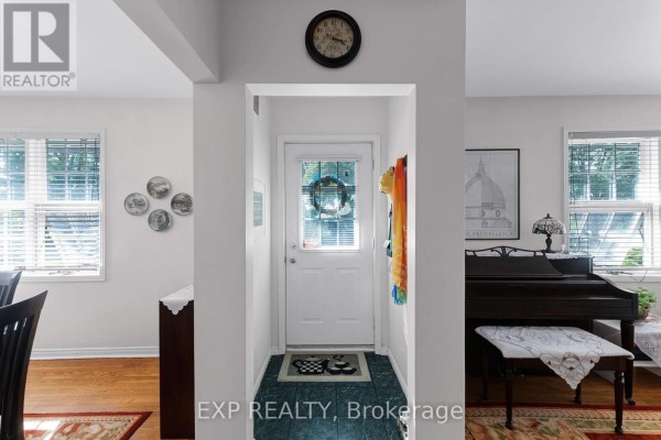 79 Shaver Avenue N, Toronto, ON, photo 3