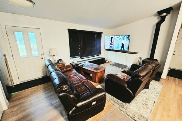 79 Tom Prince Drive, Petersfield, MB, photo 3