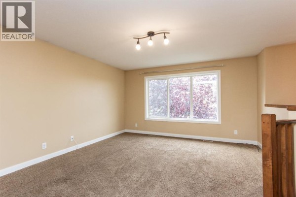Kitchen - 79 Trimble Close, Red Deer, AB T4P0N5 Photo 3