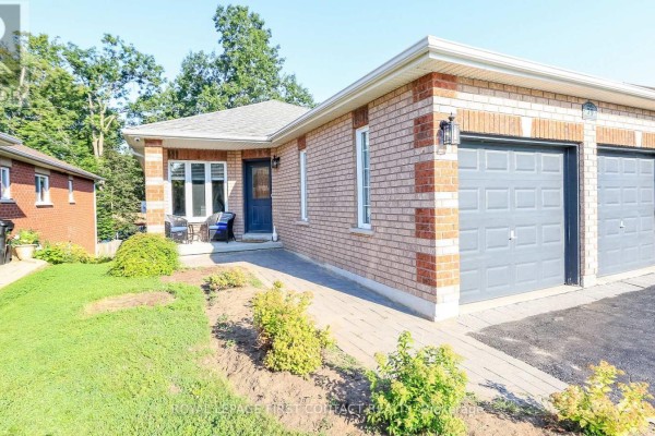 79 White Elm Road, Barrie, ON, photo 2