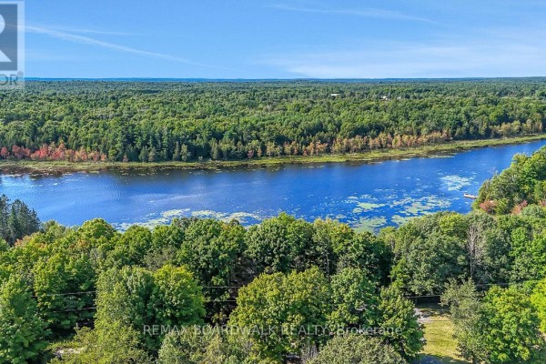 790 Ennis Road, Tay Valley, ON K0G1A0 Photo 4
