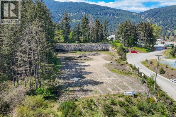 7900 Mays Rd, Duncan, BC, photo 2