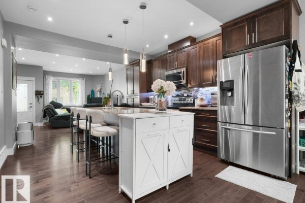 Kitchen - 7909 105 Av Nw, Edmonton, AB T6A3G9 Photo 3
