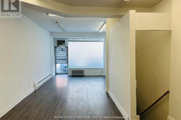 791 Lawrence Avenue W, Toronto, ON, photo 3