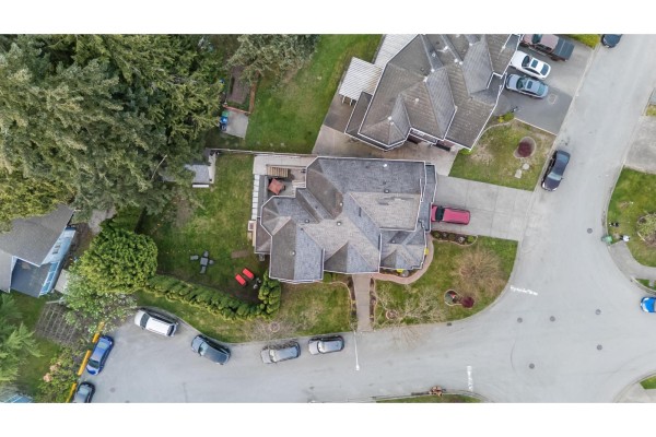 7918 147a Street, Surrey, BC V3S2T8 Photo 4