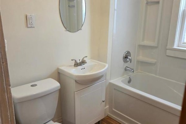 792 Flora Avenue, Winnipeg, MB R2W2S9 Photo 5