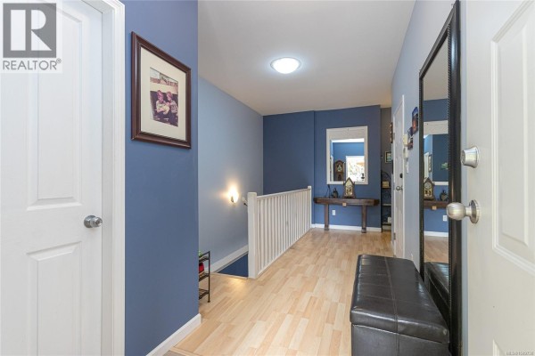 Bedroom - 7921 Polo Park Cres, Central Saanich, BC V8M2K2 Photo 5