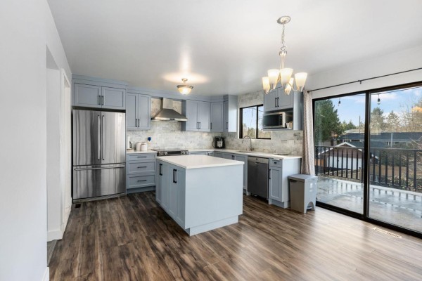 7923 122a Street, Surrey, BC V3W3T4 Photo 5