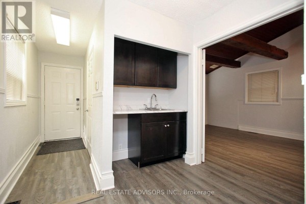 7924 Kipling Avenue, Vaughan, ON L4L1Z5 Photo 4