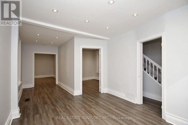 7924 Kipling Avenue, Vaughan, ON L4L1Z5 Photo 5
