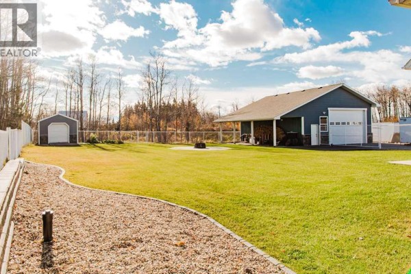 2pc Bathroom - 7925 Carriage Lane Drive, Rural Grande Prairie No  1, County Of, AB T8X0G4 Photo 3