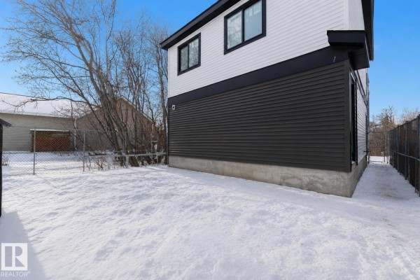 7927 112s Av Nw, Edmonton, AB, photo 3