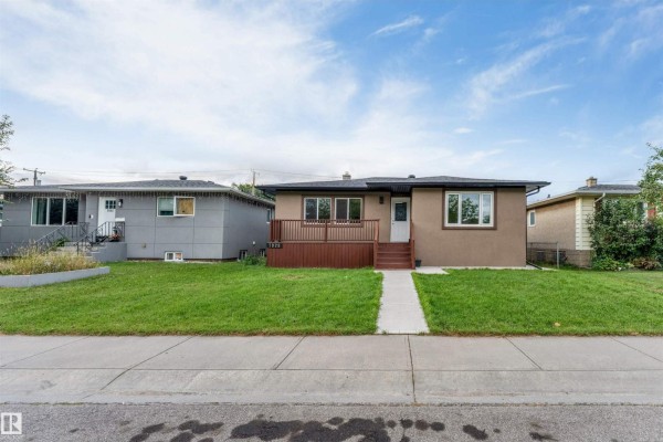 7928 82 Av Nw, Edmonton, AB, photo 2