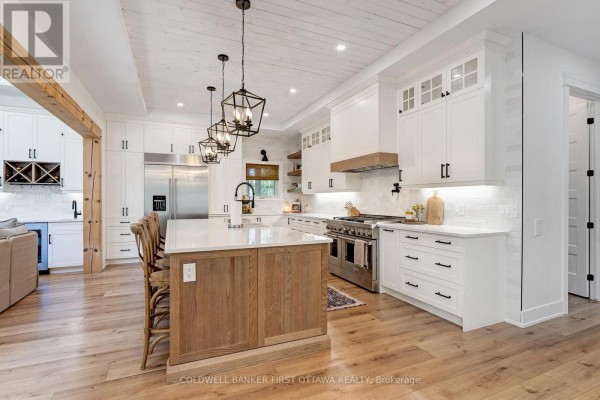 Office - 793 Powers Road, Tay Valley, ON K7H3C5 Photo 5