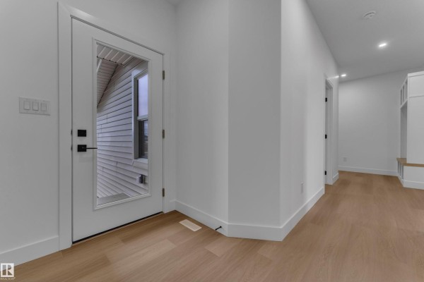 Bedroom 2 - 794 Bank Drive, Leduc, AB T9E1G2 Photo 5