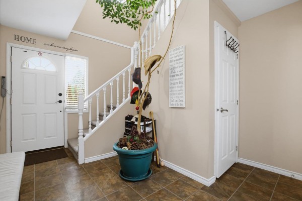 7957 Burdock Street, Mission, BC V2V4Y5 Photo 4
