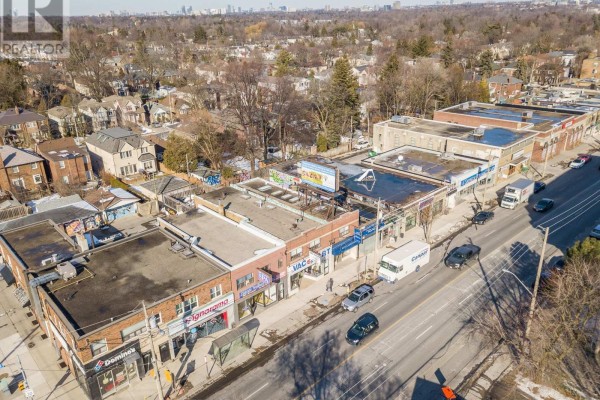 796-800 Eglinton Avenue E, Toronto, ON M4G2L1 Photo 2