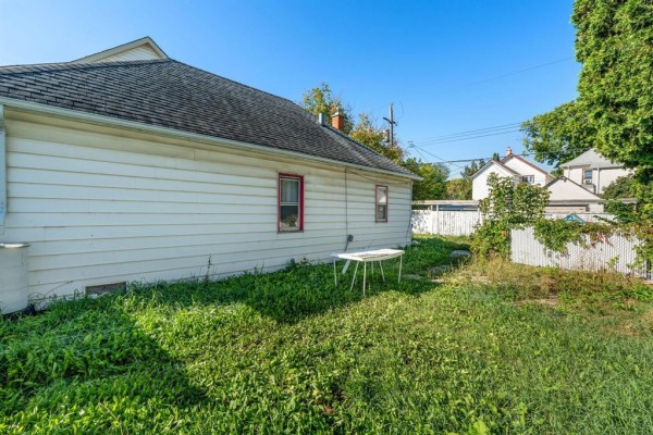 Kitchen - 796 Valour Road, Winnipeg, MB R3G3B2 Photo 3